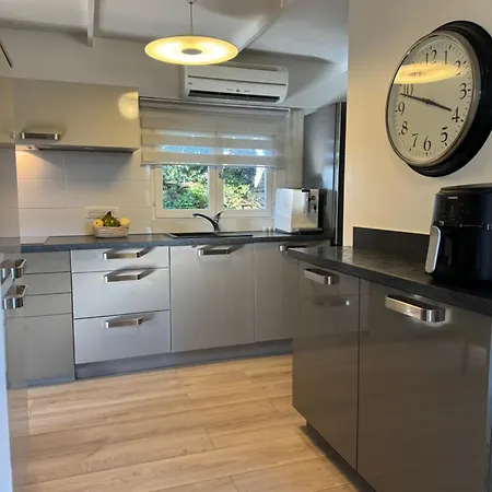 La Boheme בית נופש רוקברון-סור-ארז'נס